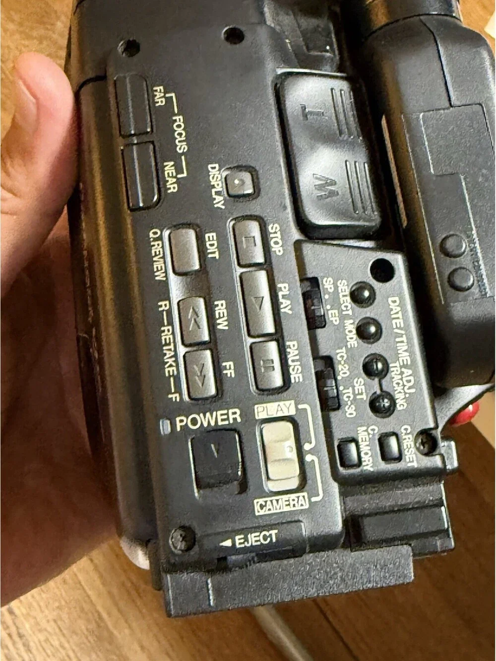 JVC GR-AX75U VHS C Camcorder, With Case , Cables , Manual , Working Great
